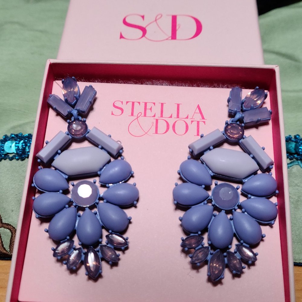 Stella & Dot "Heck Yes" Purple Earrings